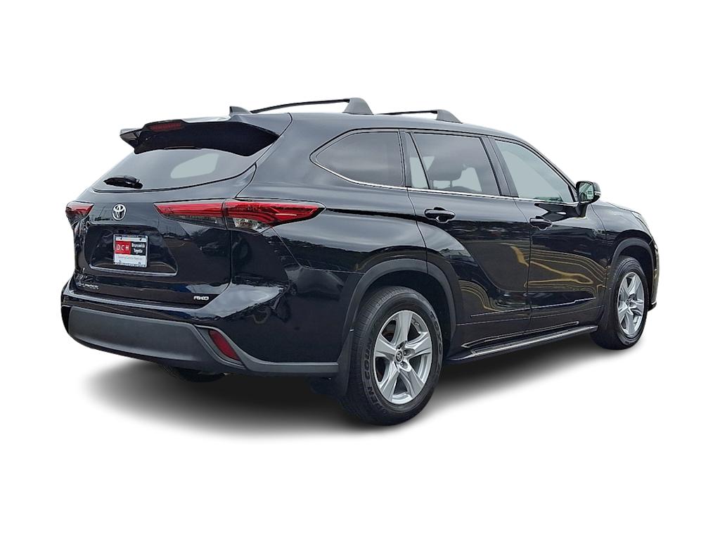 Thumbnail: 2022 Toyota Highlander - 19