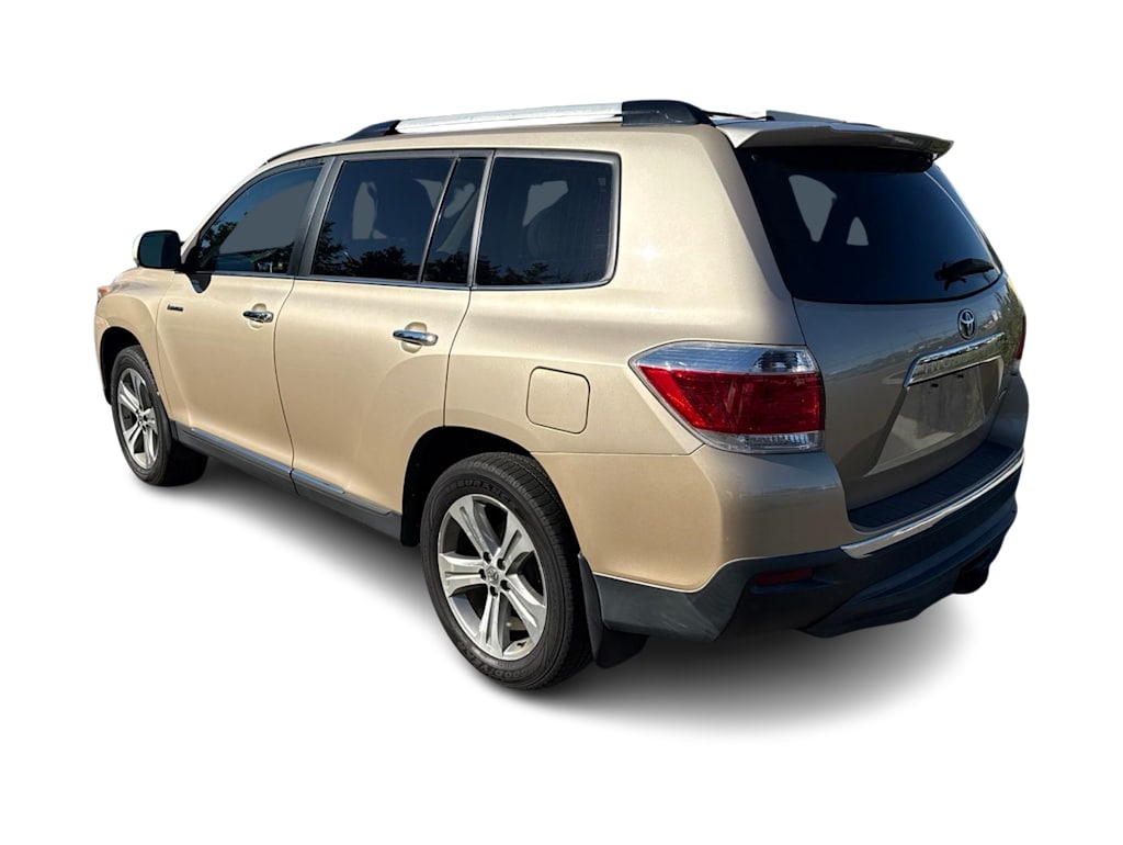 Thumbnail: 2013 Toyota Highlander - 3