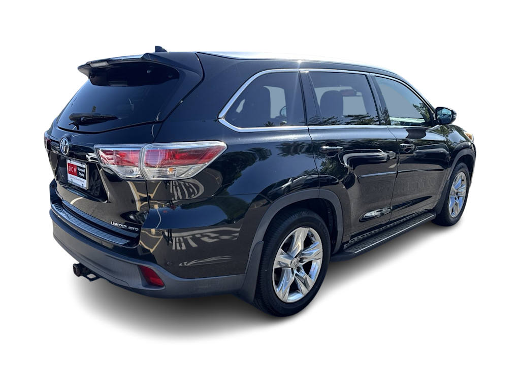 Thumbnail: 2015 Toyota Highlander - 18