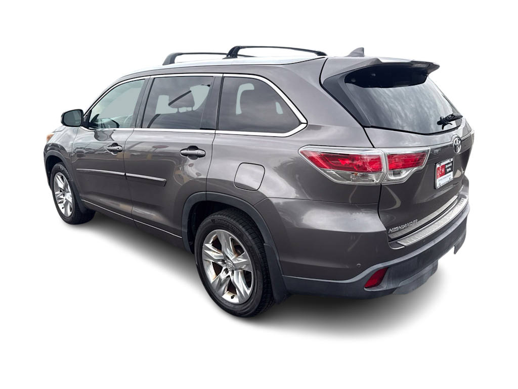 Thumbnail: 2015 Toyota Highlander - 3