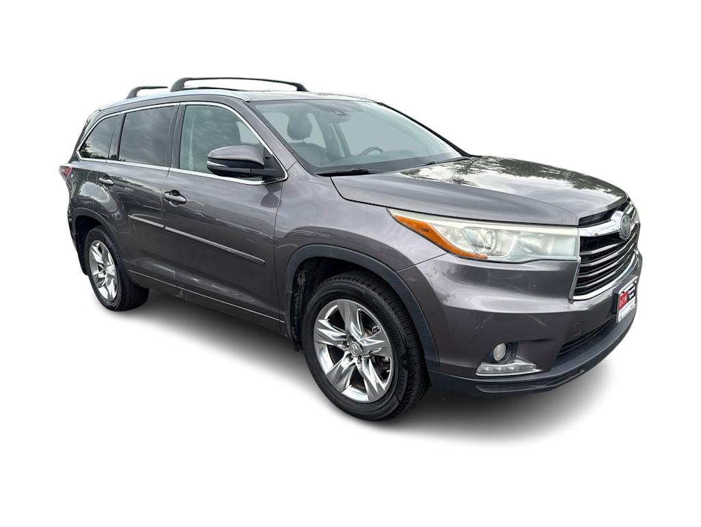 Thumbnail: 2015 Toyota Highlander - 17
