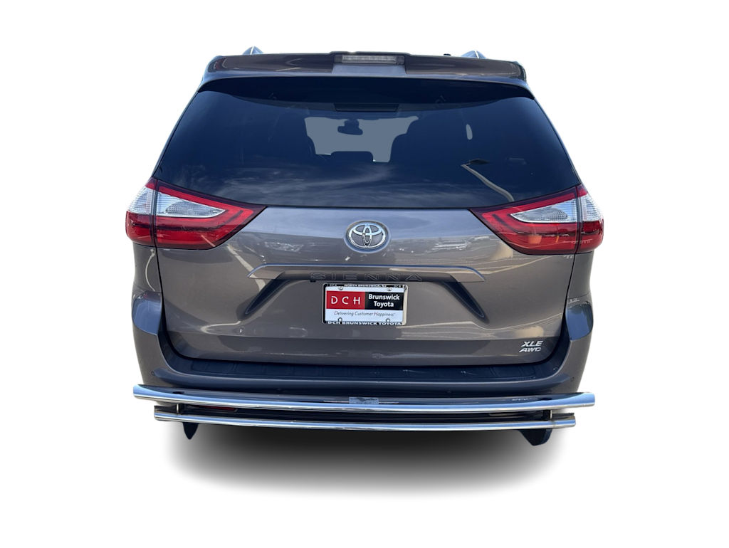 Thumbnail: 2019 Toyota Sienna - 4