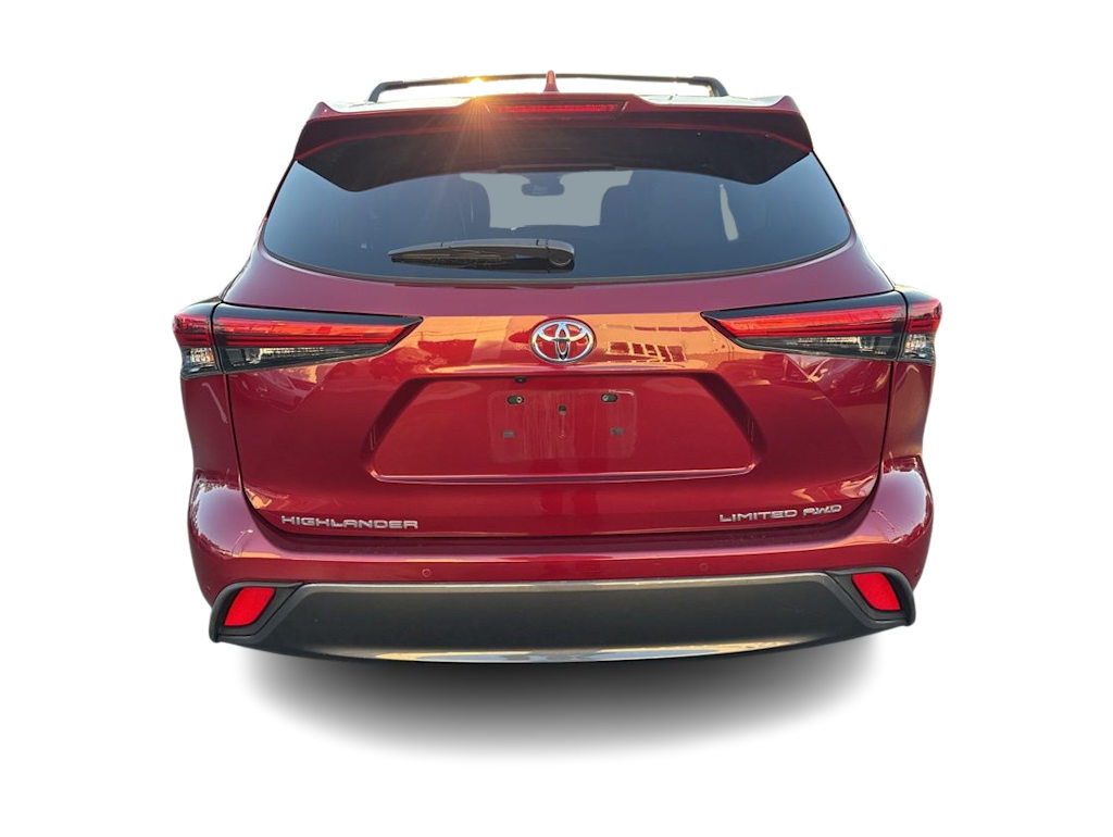 Thumbnail: 2022 Toyota Highlander - 4