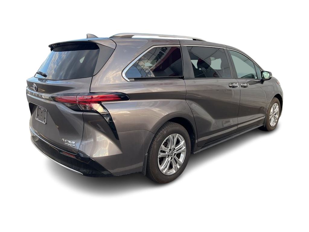 Thumbnail: 2023 Toyota Sienna - 12