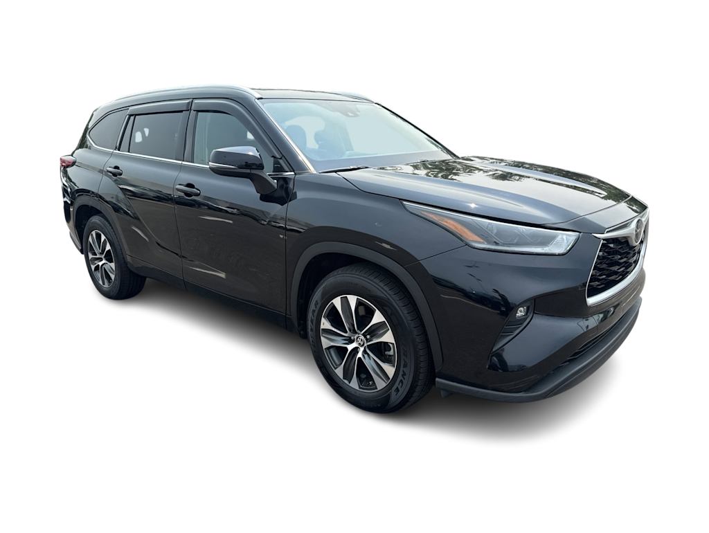 Thumbnail: 2021 Toyota Highlander - 17