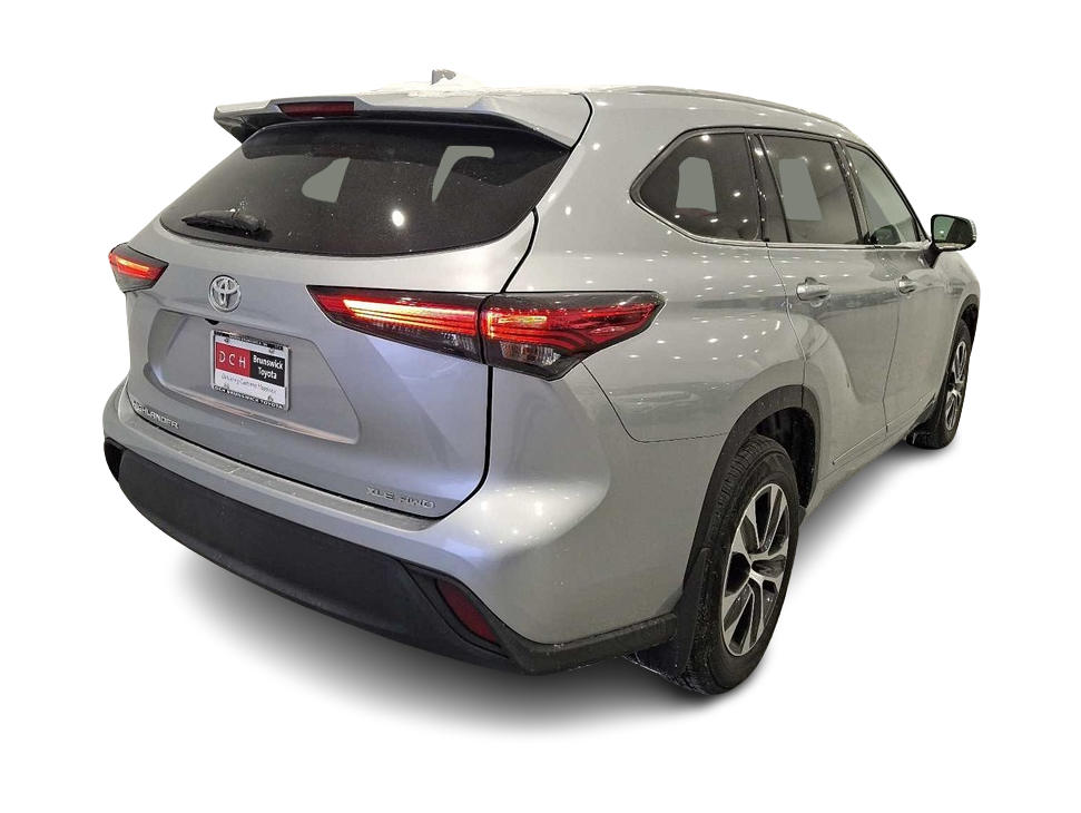 2022 Toyota Highlander XLE 11