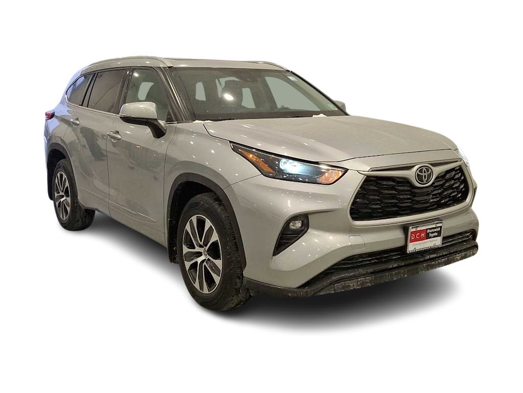 2022 Toyota Highlander XLE 9