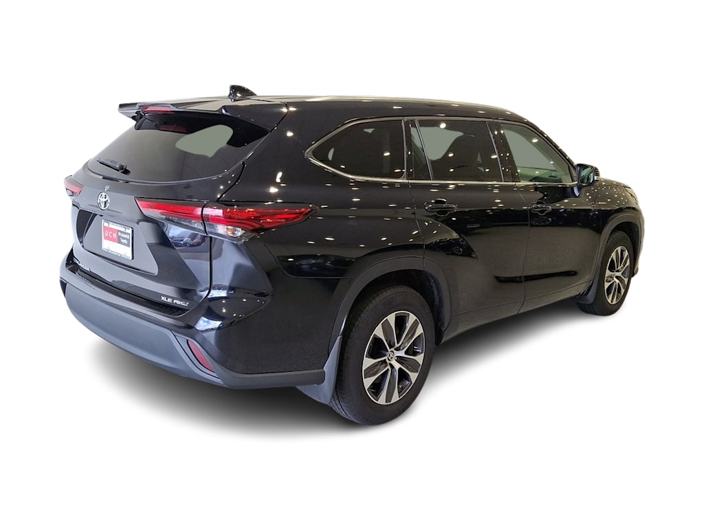 2021 Toyota Highlander XLE 15