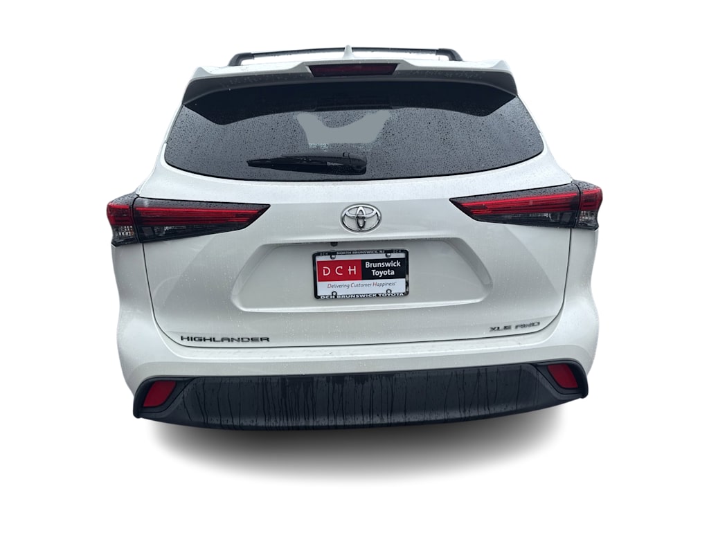 Thumbnail: 2021 Toyota Highlander - 4