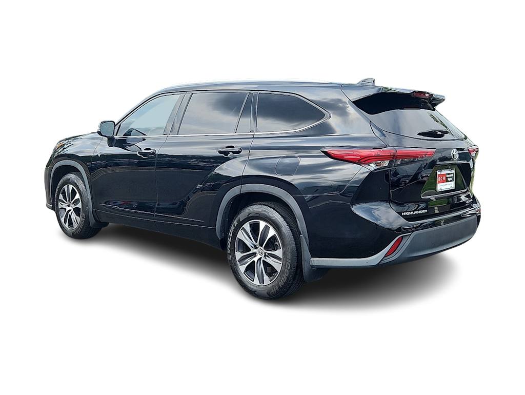Thumbnail: 2021 Toyota Highlander - 4
