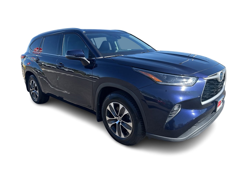Thumbnail: 2021 Toyota Highlander - 17