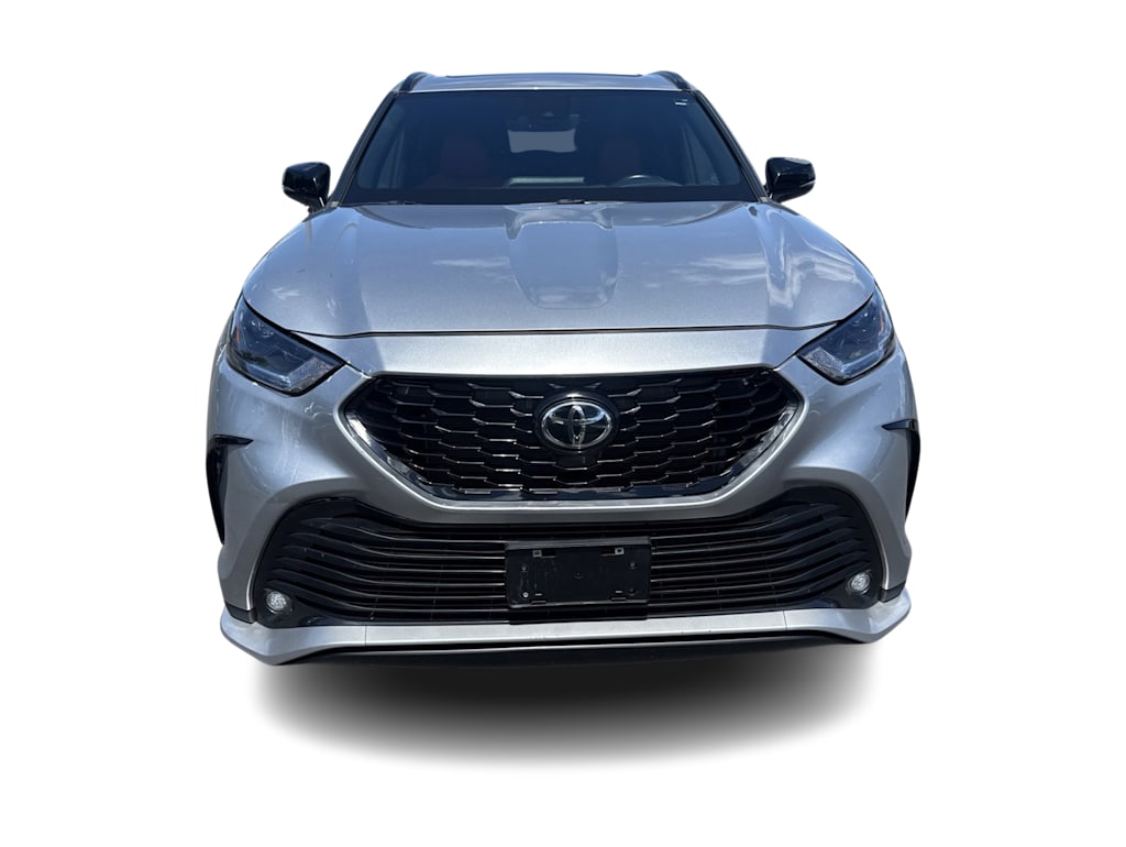 Thumbnail: 2023 Toyota Highlander - 4