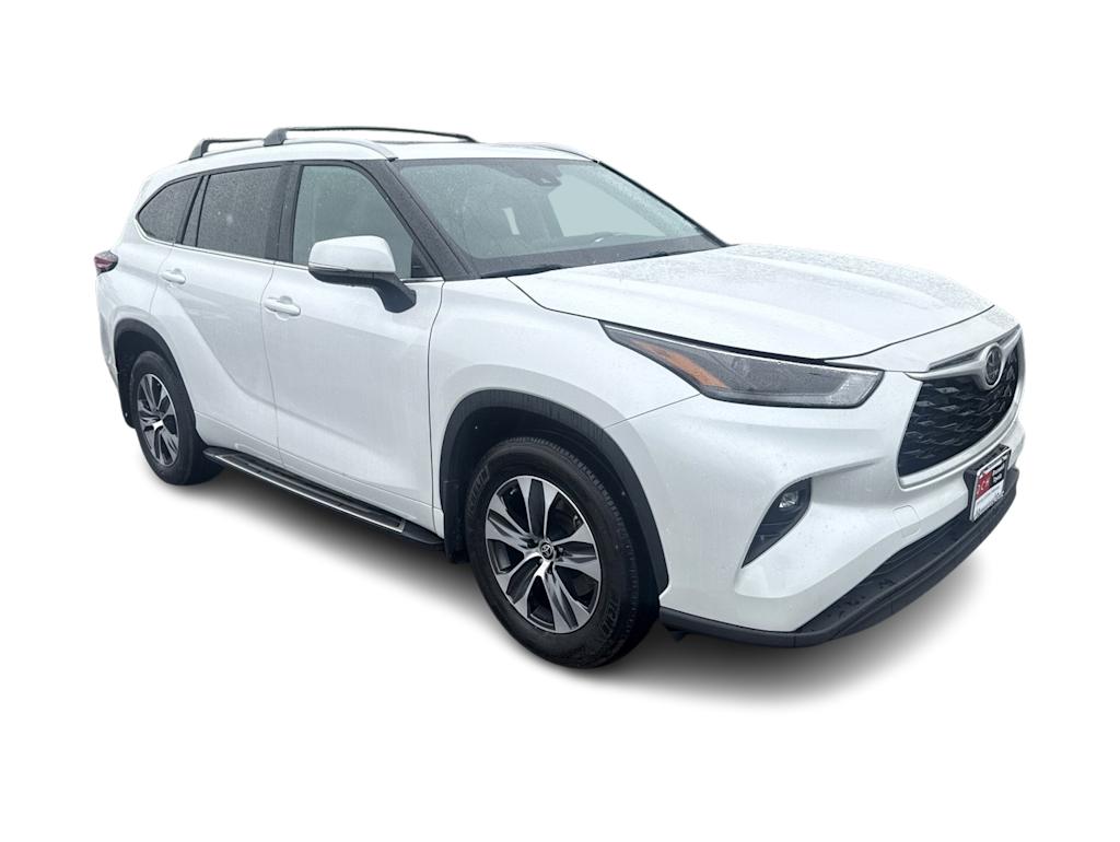 Thumbnail: 2024 Toyota Highlander - 19