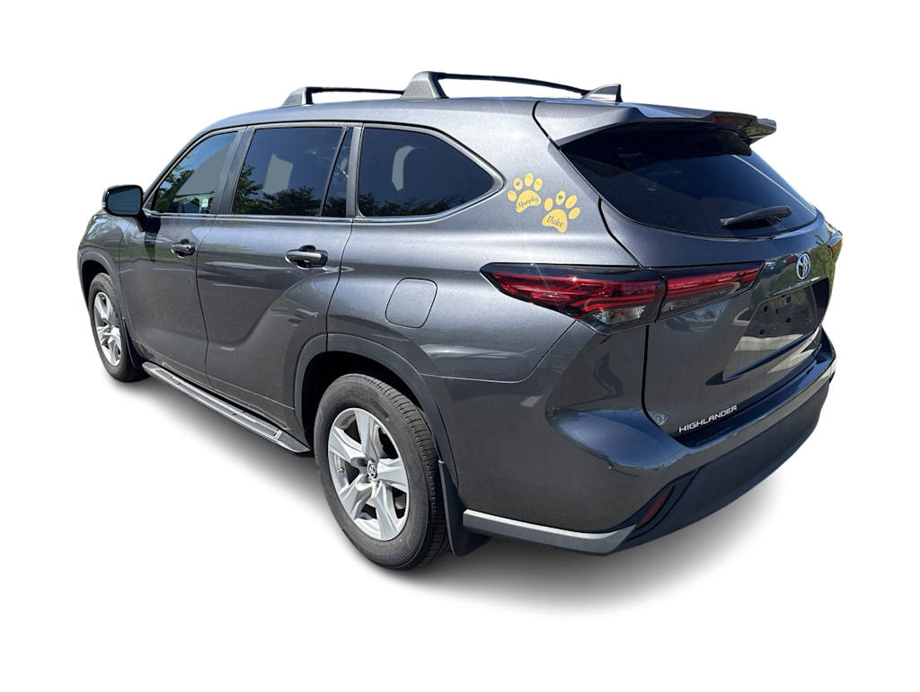 Thumbnail: 2023 Toyota Highlander - 3