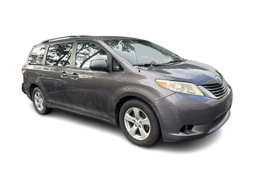 Thumbnail: 2012 Toyota Sienna - 15