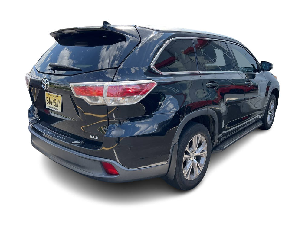 Thumbnail: 2014 Toyota Highlander - 10