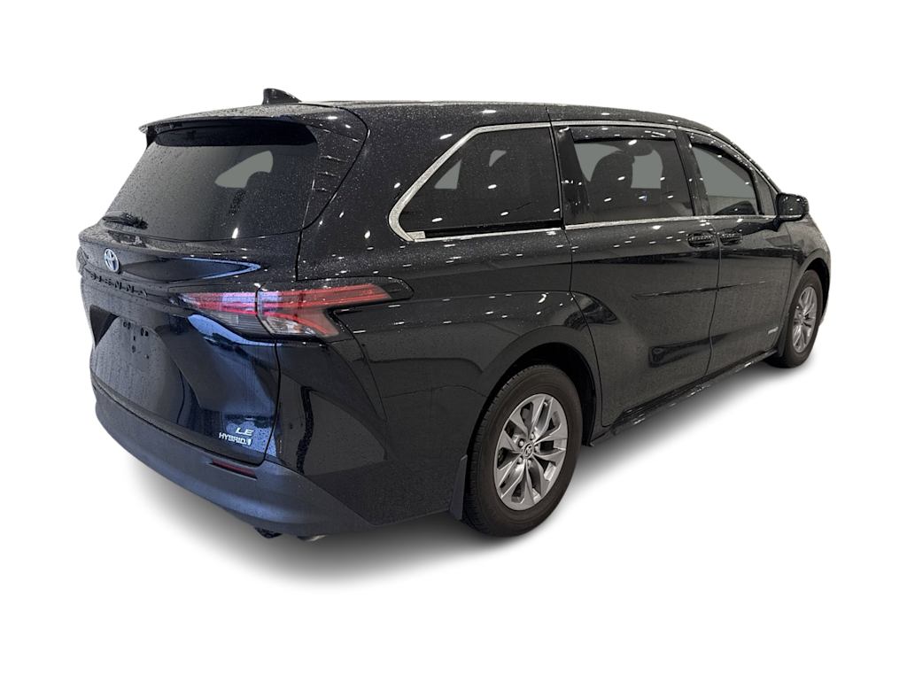 Thumbnail: 2021 Toyota Sienna - 17