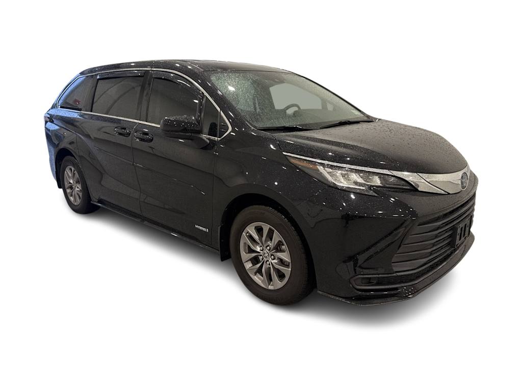 Thumbnail: 2021 Toyota Sienna - 16