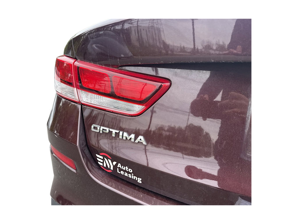 Thumbnail: 2019 Kia Optima - 3