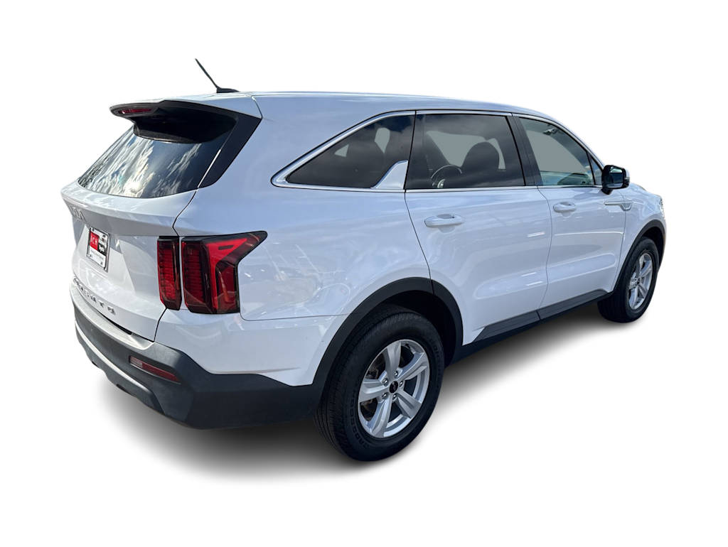 Thumbnail: 2022 Kia Sorento - 19