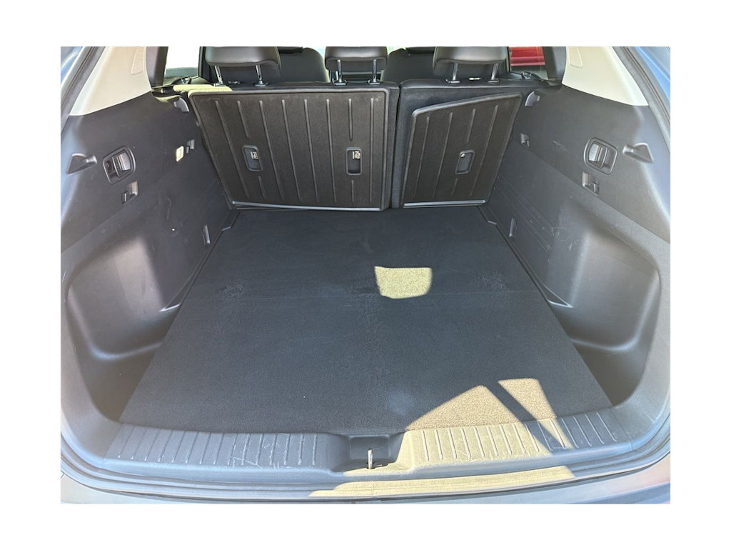 Thumbnail: 2023 Mazda CX-50 - 17