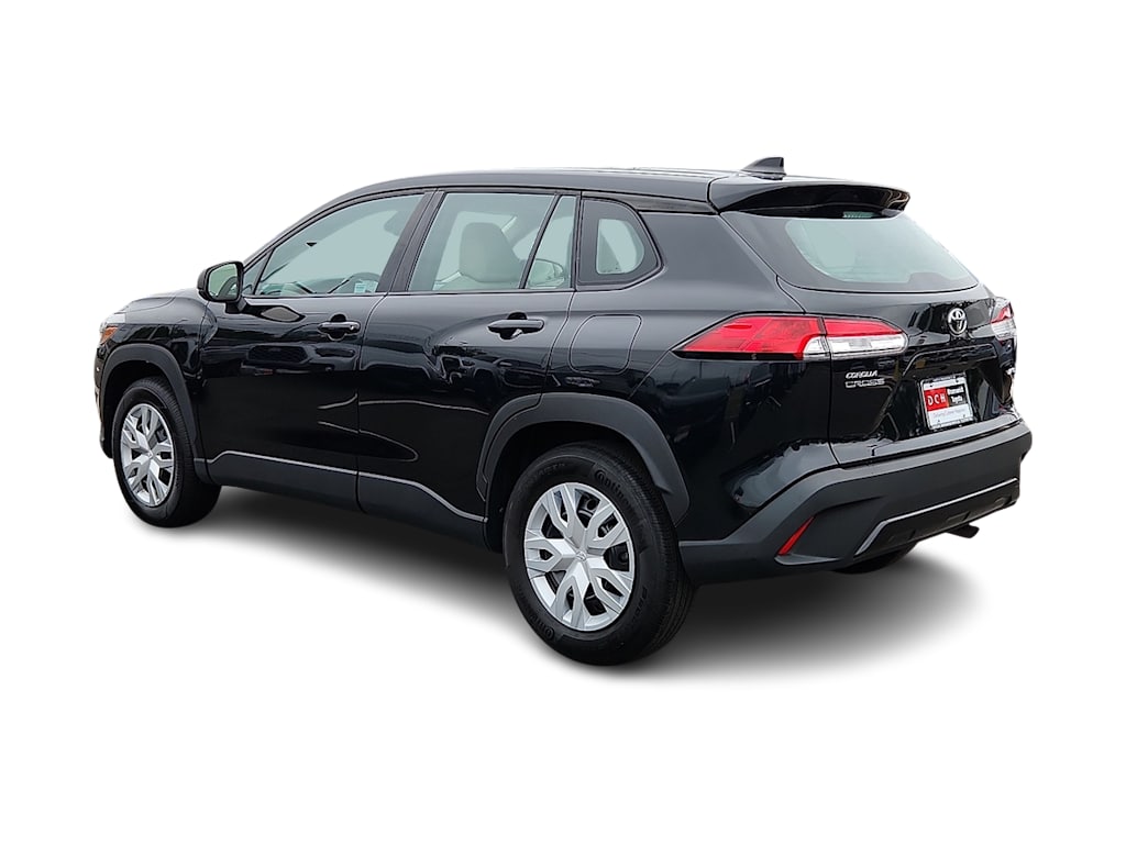 Thumbnail: 2022 Toyota Corolla Cross - 3