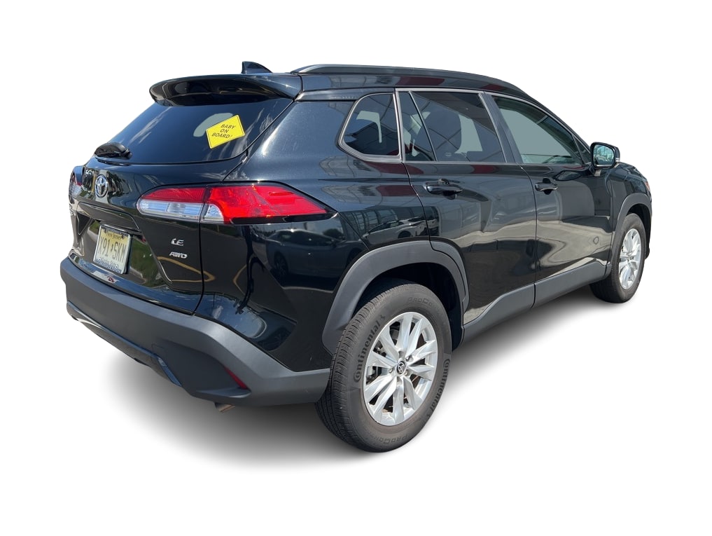Thumbnail: 2023 Toyota Corolla Cross - 10