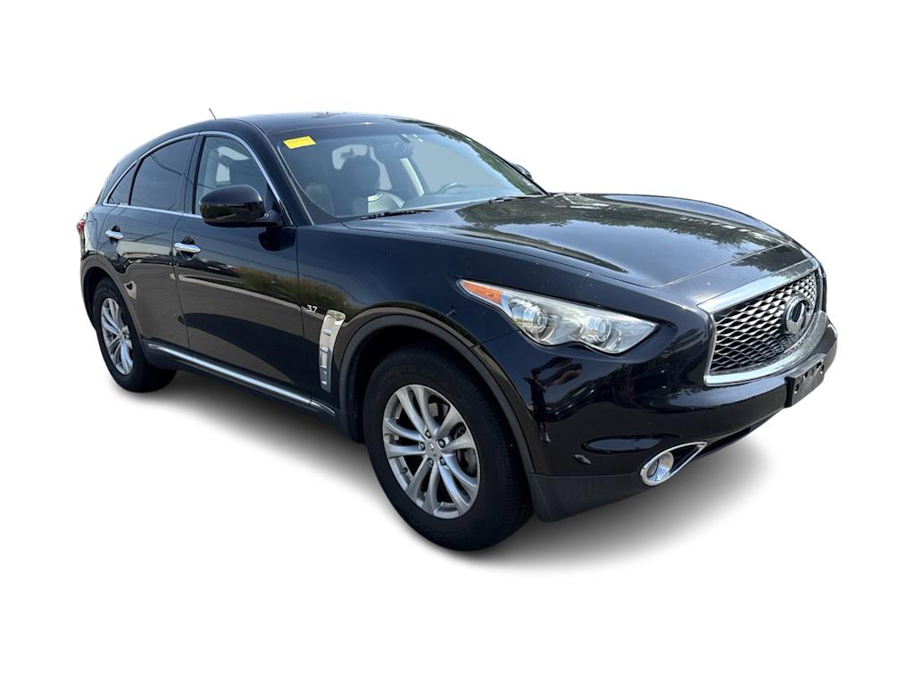 Thumbnail: 2017 INFINITI QX70 - 17