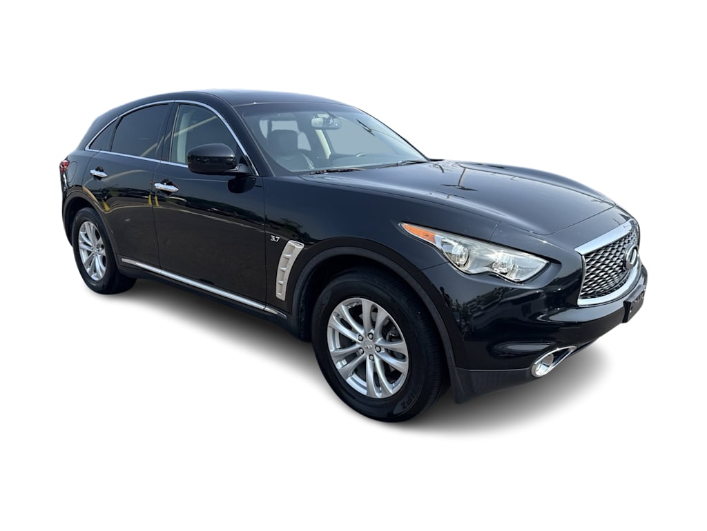 Thumbnail: 2017 INFINITI QX70 - 17