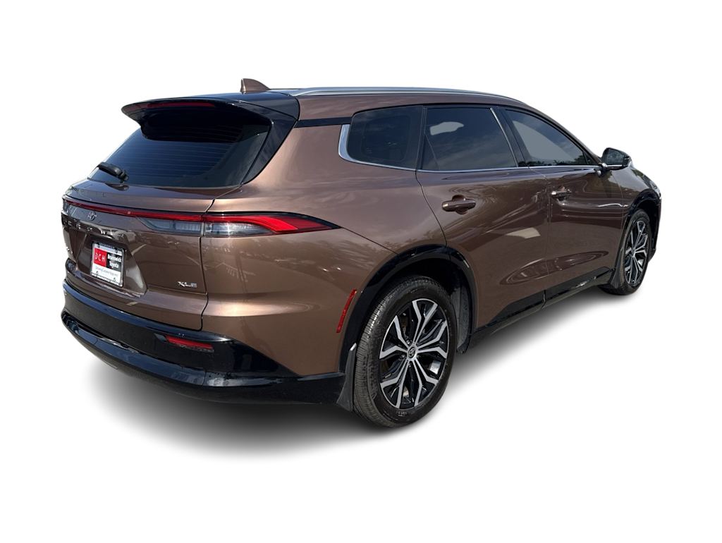 Thumbnail: 2025 Toyota Crown Signia - 18