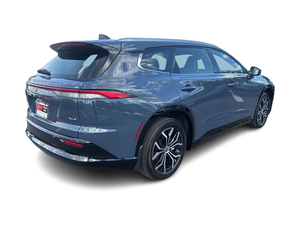 Thumbnail: 2025 Toyota Crown Signia - 17