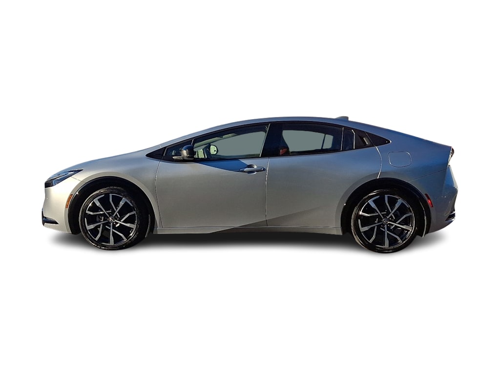 Thumbnail: 2024 Toyota Prius Prime - 3