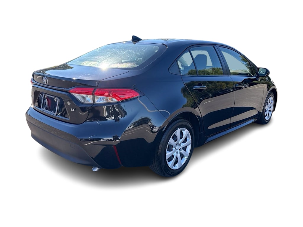 Thumbnail: 2023 Toyota Corolla - 17