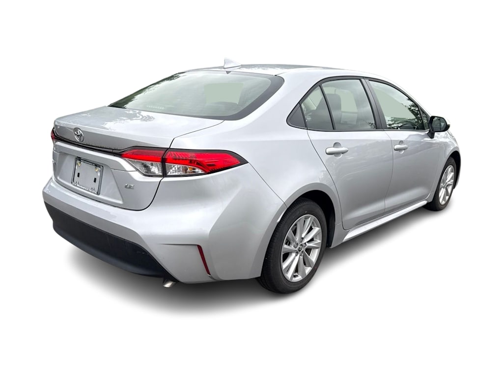 Thumbnail: 2023 Toyota Corolla - 18