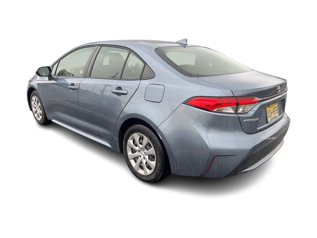 2022 Toyota Corolla LE 3