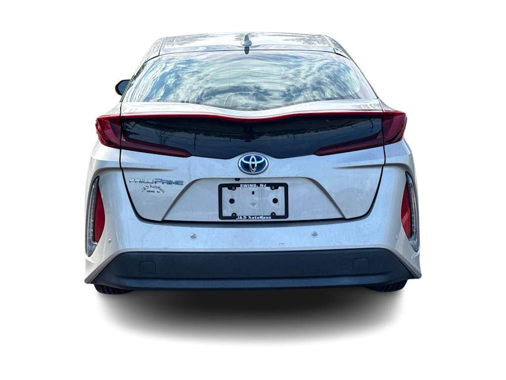 Thumbnail: 2017 Toyota Prius Prime - 4