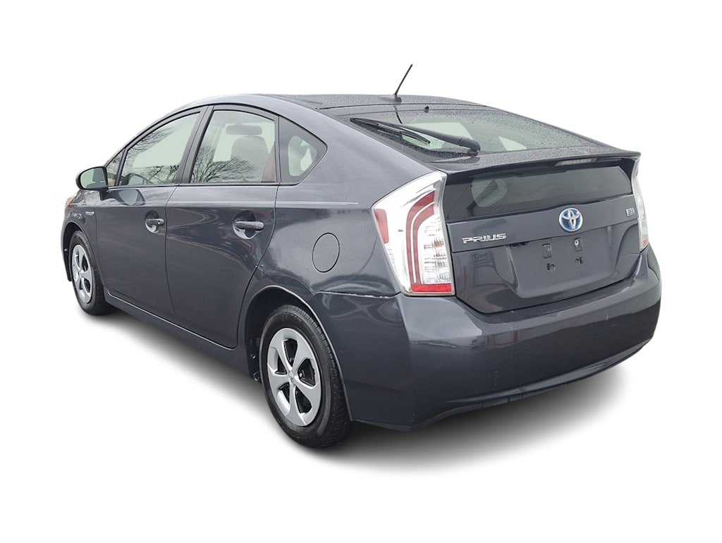 2014 Toyota Prius Three 4