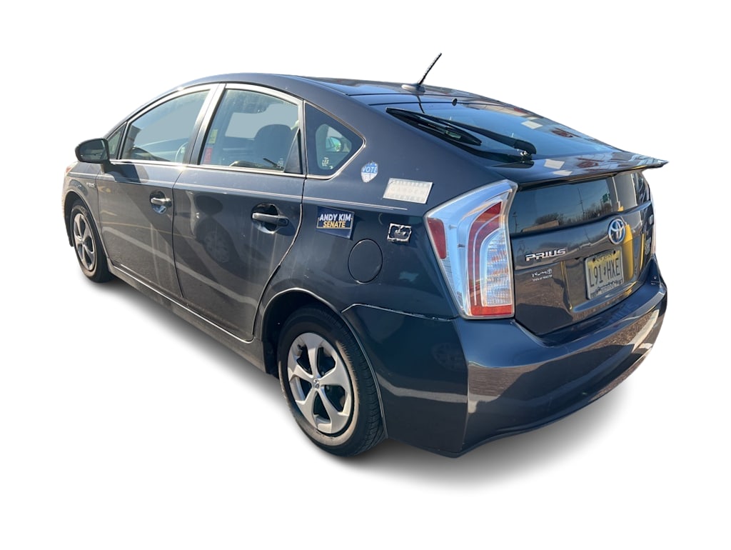 2014 Toyota Prius Three 2