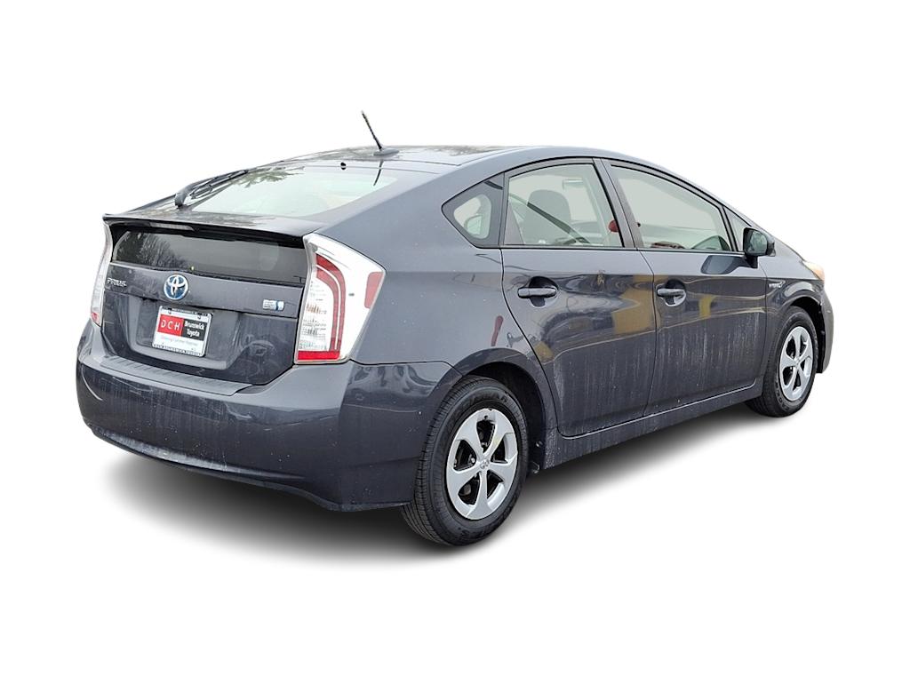 2012 Toyota Prius Three 14