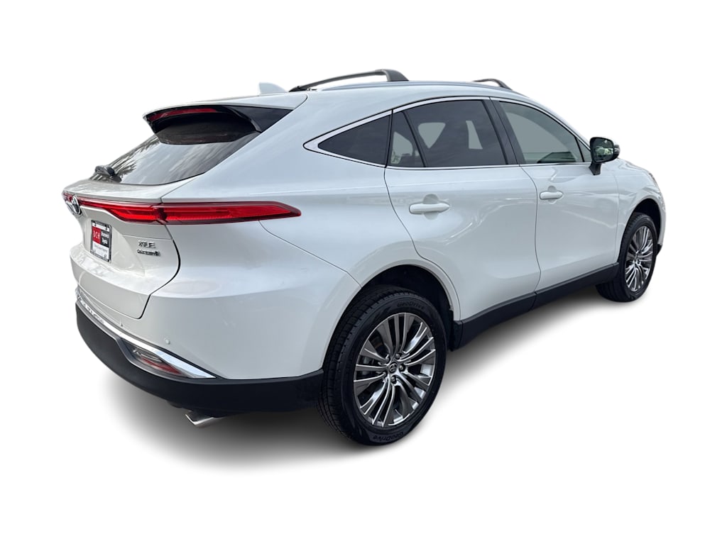 Thumbnail: 2022 Toyota Venza - 17