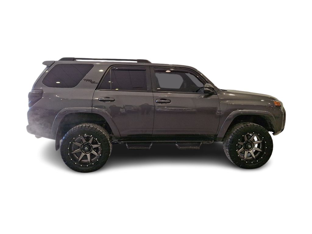 2020 Toyota 4Runner TRD Off Road 16