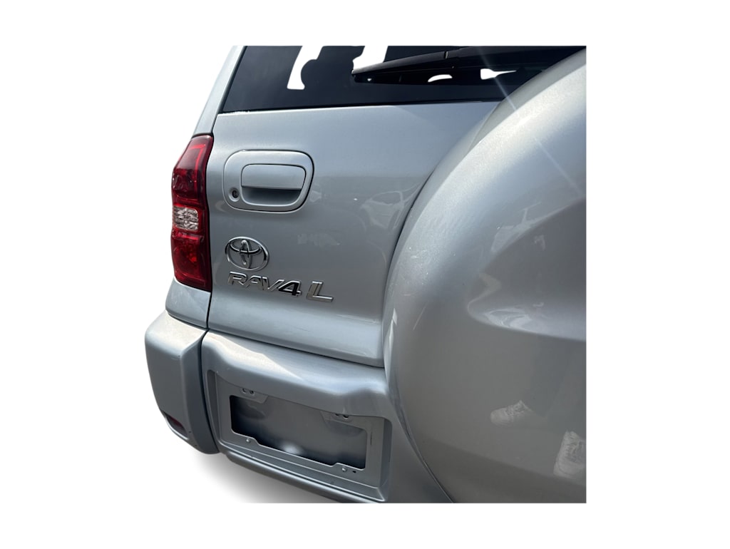 Thumbnail: 2005 Toyota RAV4 - 19