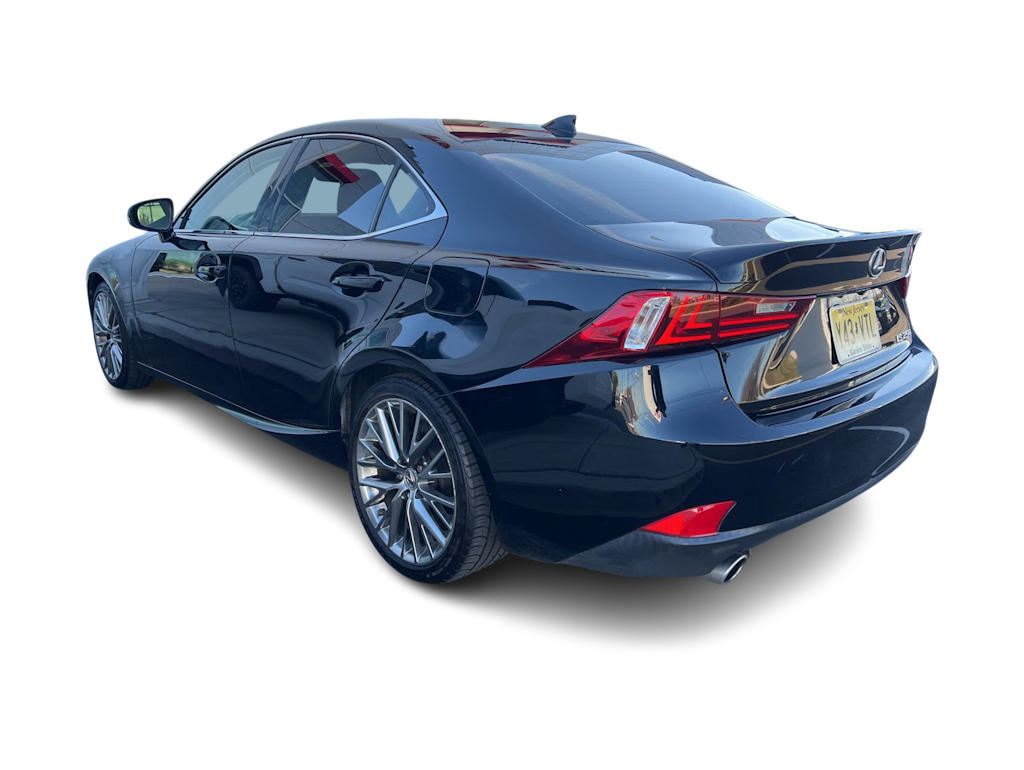 Thumbnail: 2015 Lexus IS - 3