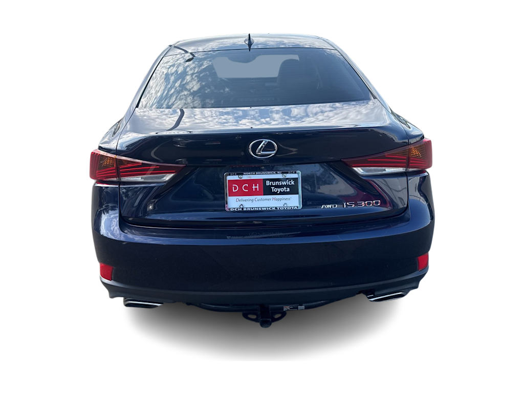 Thumbnail: 2018 Lexus IS - 18