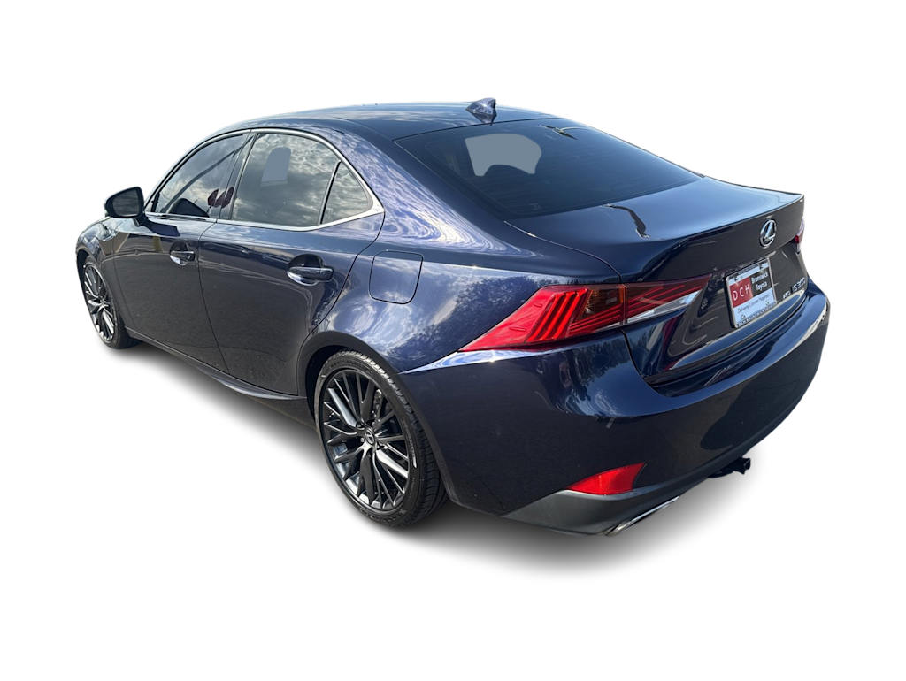 Thumbnail: 2018 Lexus IS - 3
