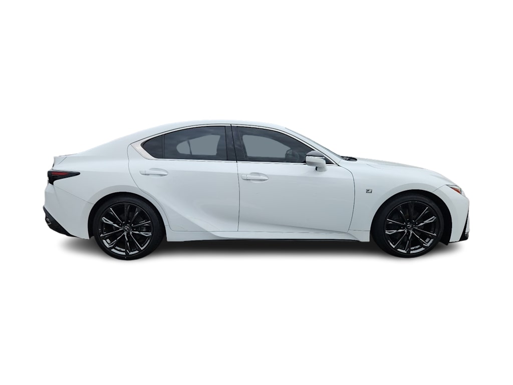2022 Lexus IS 350 16