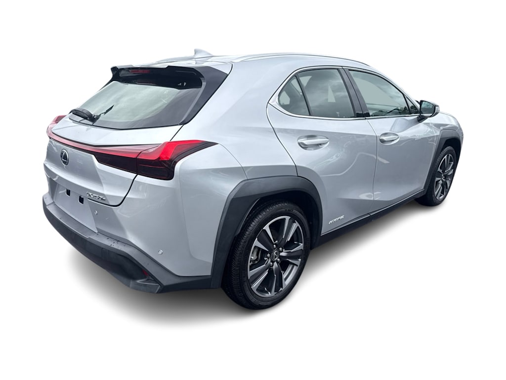 Thumbnail: 2020 Lexus UX - 15