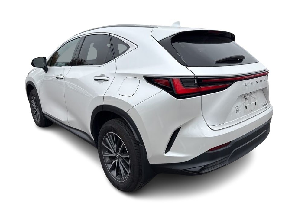 Thumbnail: 2024 Lexus ES - 3