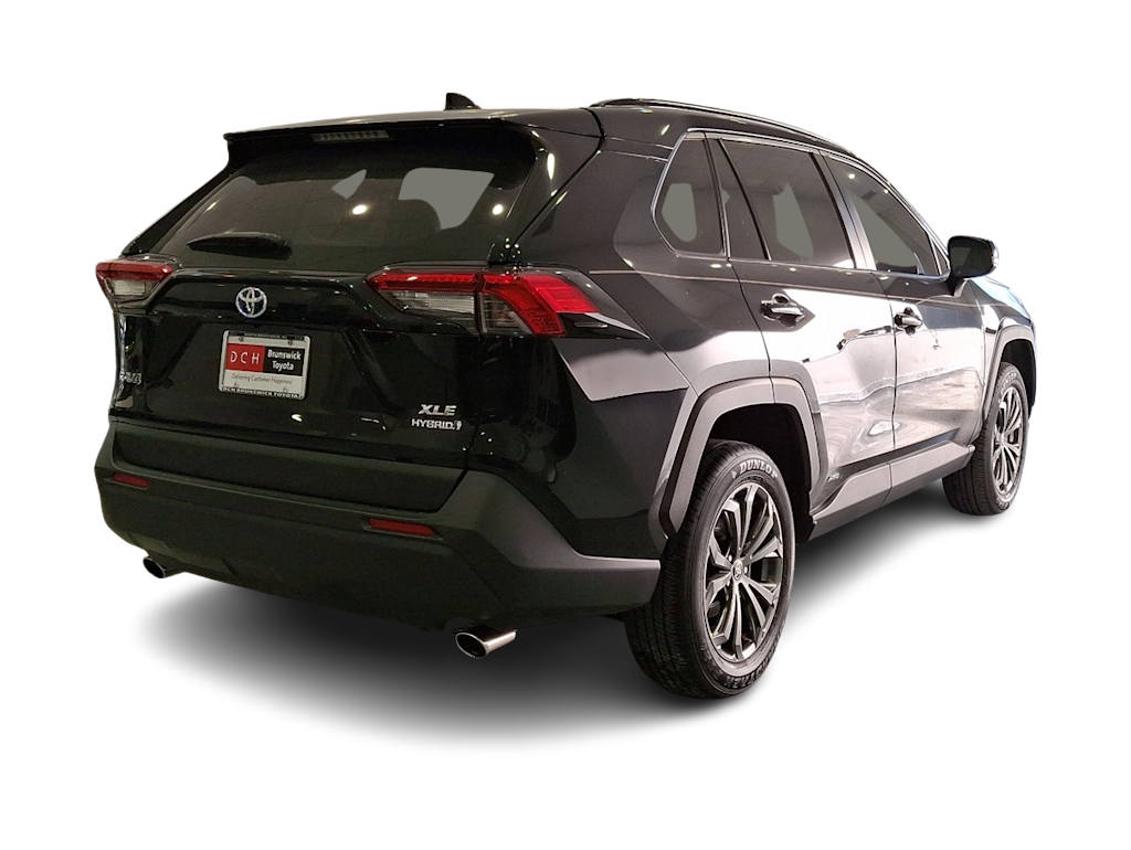 2022 Toyota RAV4 XLE Premium 17