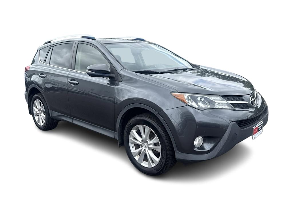 Thumbnail: 2015 Toyota RAV4 - 17